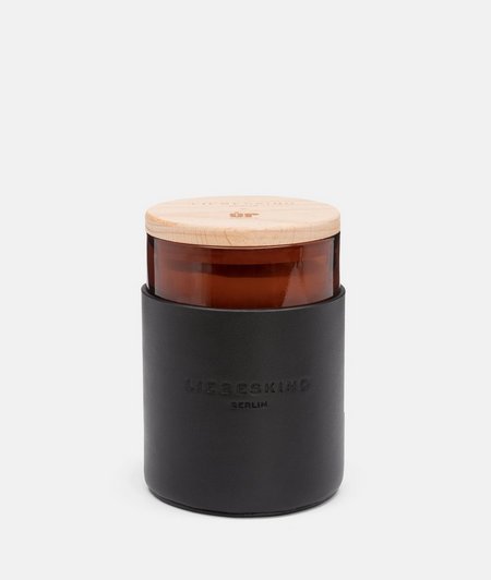 Sustainable candle with a long burn time from liebeskind