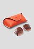 Sonnenbrille in modernem Design 