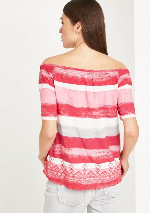 Off-the-shoulder blouse in a casual striped look from comma