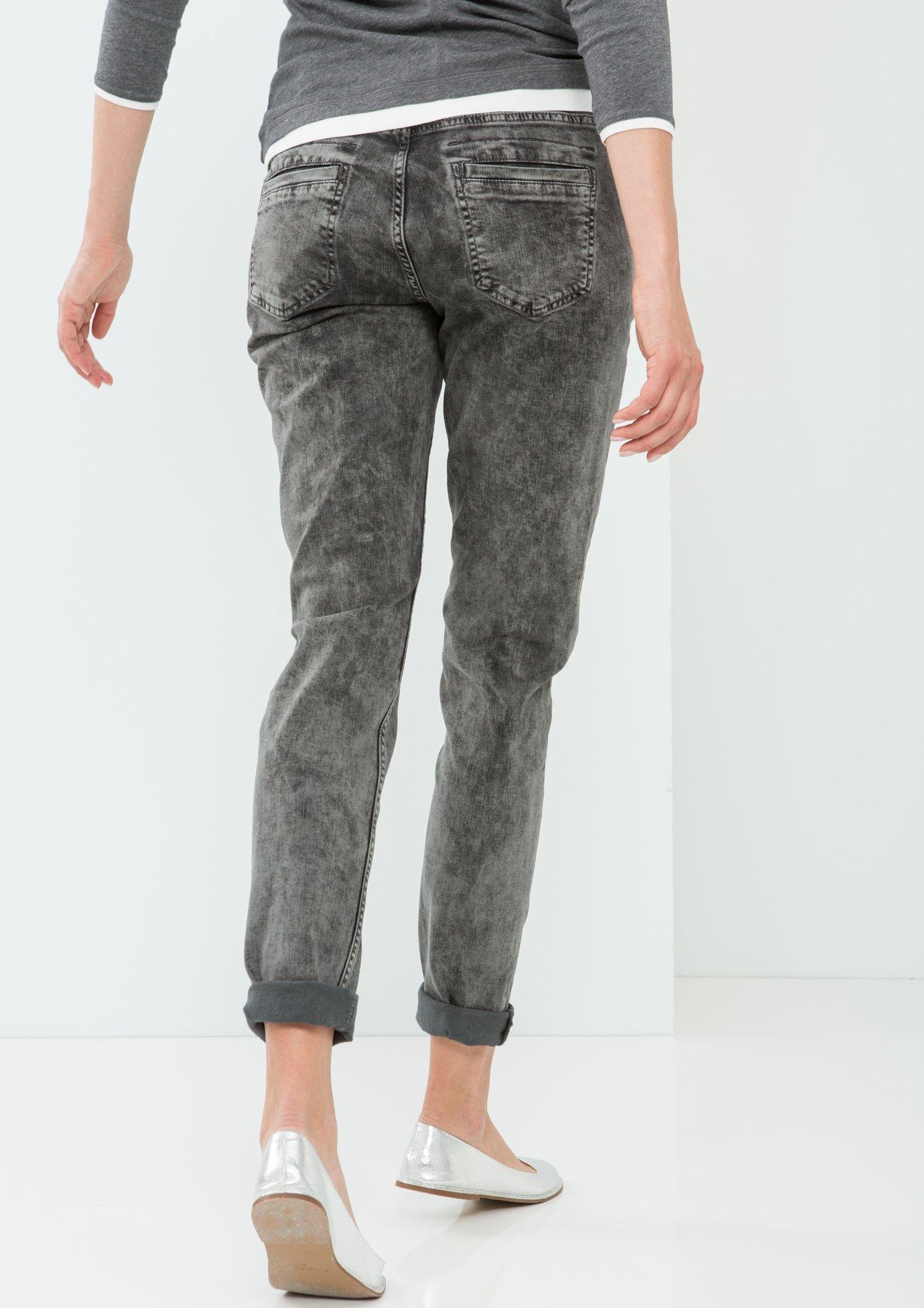 comma casual identity boyfriend jeans